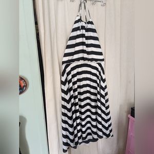 Isaac Mizrahi 16 striped flowy halter dress